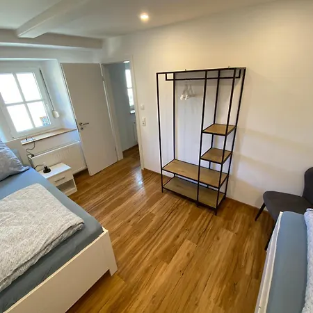 Apartment Scheuring 1 Og Links